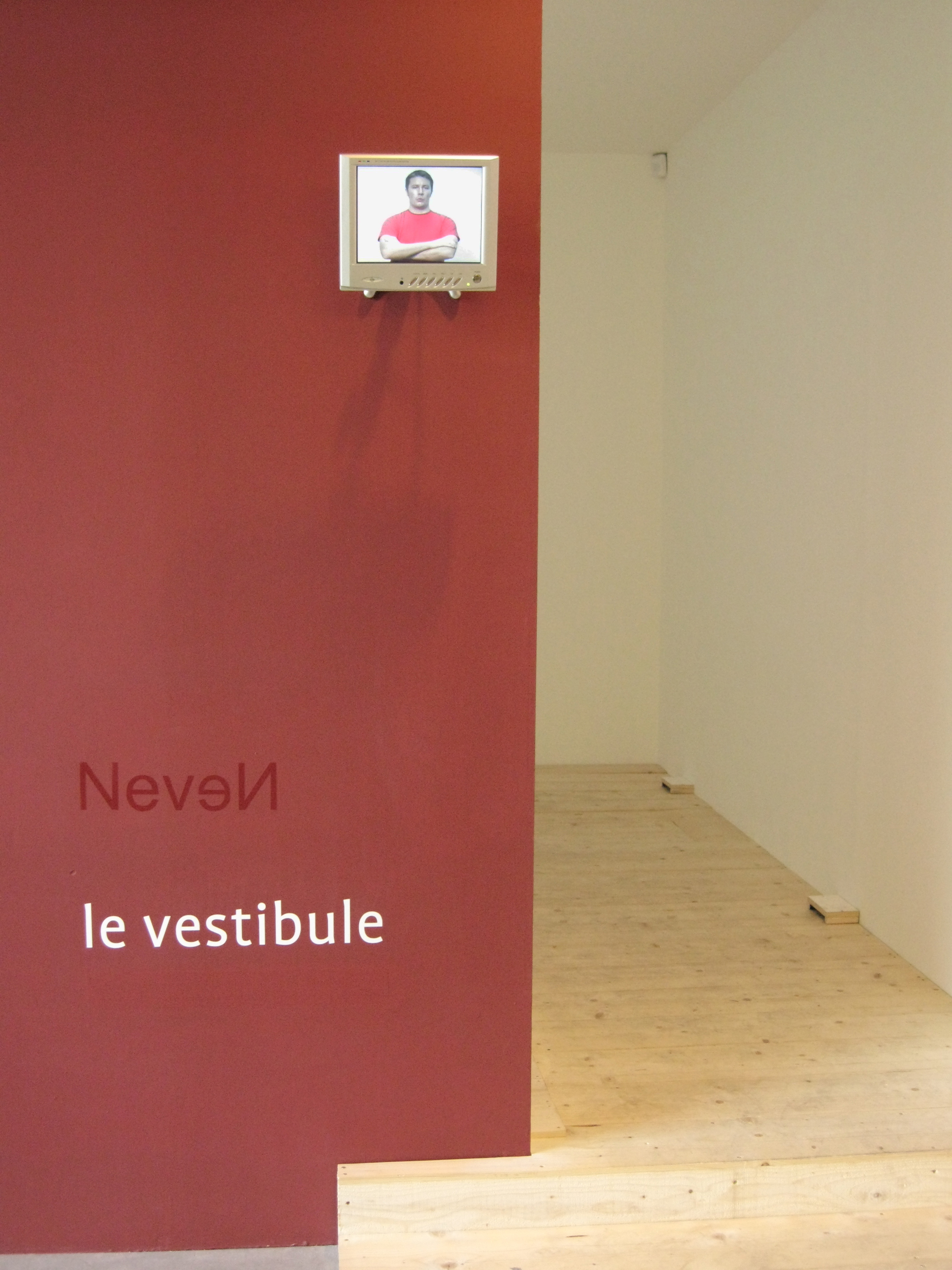 Vue de l'exposition Prix Gras Savoye 2017 : Neven Allanic © Marc Domage / la maison rouge 2008